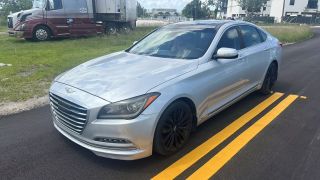 Image of 2015 HYUNDAI GENESIS