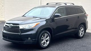 Image of 2015 TOYOTA HIGHLANDER