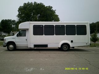 2016 FORD E450 BASE