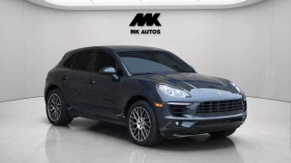 2017 PORSCHE MACAN BASE