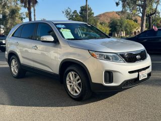 2014 KIA SORENTO LX