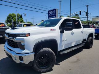 Image of 2024 CHEVROLET SILVERADO 2500 HD CREW CAB