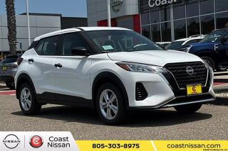 2025 NISSAN KICKS PLAY BASE