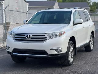 Image of 2013 TOYOTA HIGHLANDER SE SPORT UTILITY 4D