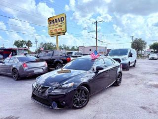 2016 LEXUS IS 200T
