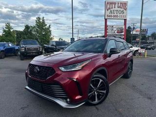 2022 TOYOTA HIGHLANDER XSE