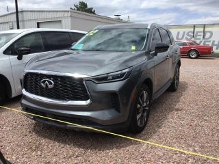 2022 INFINITI QX60 LUXE
