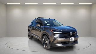 2025 NISSAN KICKS SR AWD