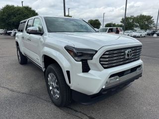 2025 TOYOTA TACOMA DOUBLE CAB LIMITED PICKUP 4D 5 FT