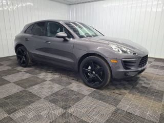 Image of 2016 PORSCHE MACAN