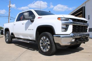 Image of 2022 CHEVROLET SILVERADO 2500 HD CREW CAB