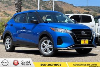 2025 NISSAN KICKS PLAY BASE