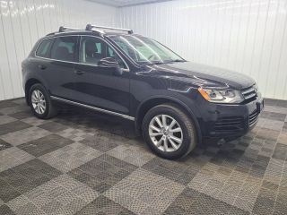 Image of 2013 VOLKSWAGEN TOUAREG