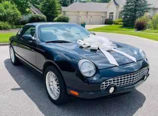 Image of 2002 FORD THUNDERBIRD