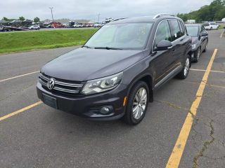 Image of 2016 VOLKSWAGEN TIGUAN