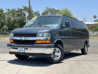 2017 CHEVROLET EXPRESS 3500 LT