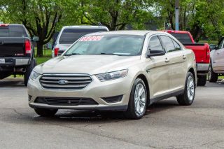 2017 FORD TAURUS SE