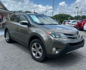 2015 TOYOTA RAV4 XLE