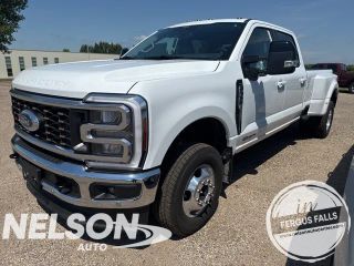 2025 FORD F350 SUPER DUTY CREW CAB PLATINUM PICKUP 4D 8 FT