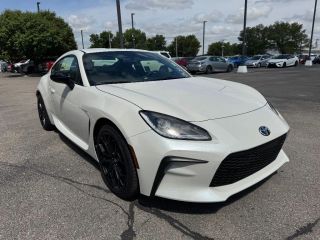 2025 TOYOTA GR86 PREMIUM COUPE 2D