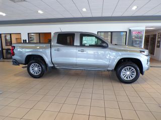 2025 CHEVROLET COLORADO CREW CAB LT PICKUP 4D 5 FT