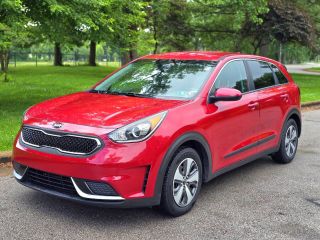 2017 KIA NIRO FE