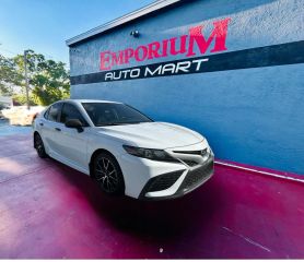 Image of 2021 TOYOTA CAMRY SE SEDAN 4D