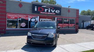 Image of 2014 CHRYSLER TOWN & COUNTRY