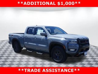 2025 NISSAN FRONTIER CREW CAB PRO-4X PICKUP 4D 6 FT