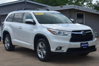 Image of 2016 TOYOTA HIGHLANDER