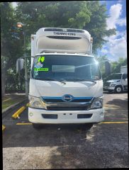 Image of 2014 HINO 195
