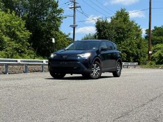 Image of 2018 TOYOTA RAV4
