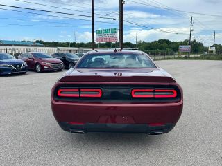 2018 DODGE CHALLENGER SXT PLUS
