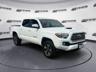 Image of 2017 TOYOTA TACOMA DOUBLE CAB