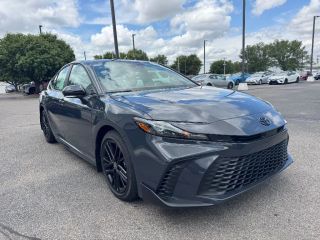2025 TOYOTA CAMRY SE SEDAN 4D