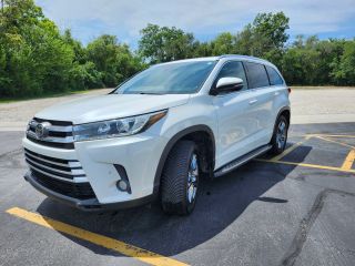 Image of 2017 TOYOTA HIGHLANDER LIMITED PLATINUM SPORT UTILITY 4D