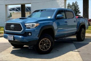 2019 TOYOTA TACOMA SR