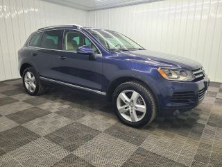 Image of 2011 VOLKSWAGEN TOUAREG