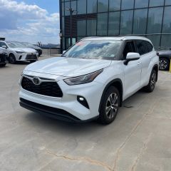 Image of 2022 TOYOTA HIGHLANDER