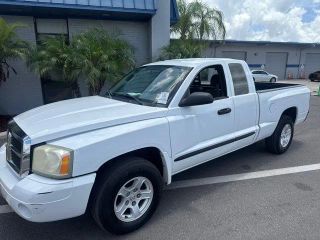 2006 DODGE DAKOTA SLT