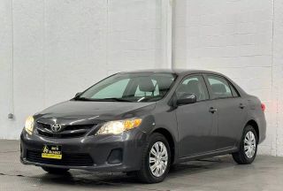 2013 TOYOTA COROLLA LE