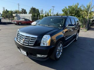 Image of 2013 CADILLAC ESCALADE ESV