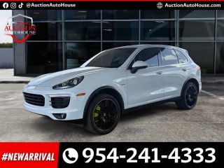 Image of 2016 PORSCHE CAYENNE