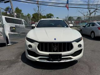 2017 MASERATI LEVANTE - Image
