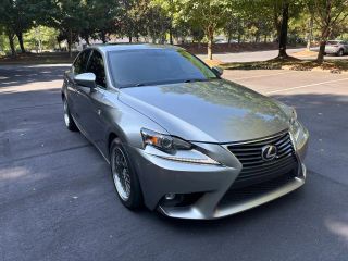 2016 LEXUS IS 200T