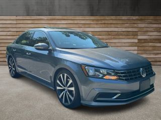 2017 VOLKSWAGEN PASSAT 1.8T SE
