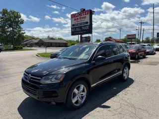 Image of 2013 VOLKSWAGEN TOUAREG