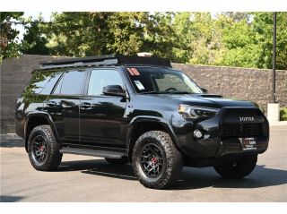 Image of 2018 TOYOTA 4RUNNER