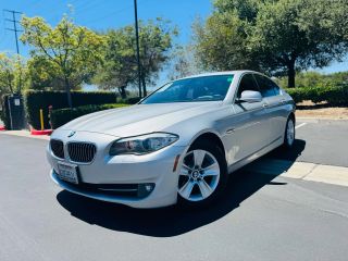 2011 BMW 5 SERIES 528I