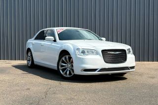 2018 CHRYSLER 300 TOURING L